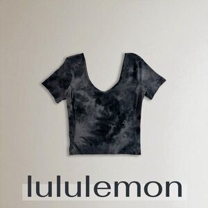 Lululemon Athletica Black and Gray Fitted Align Tee